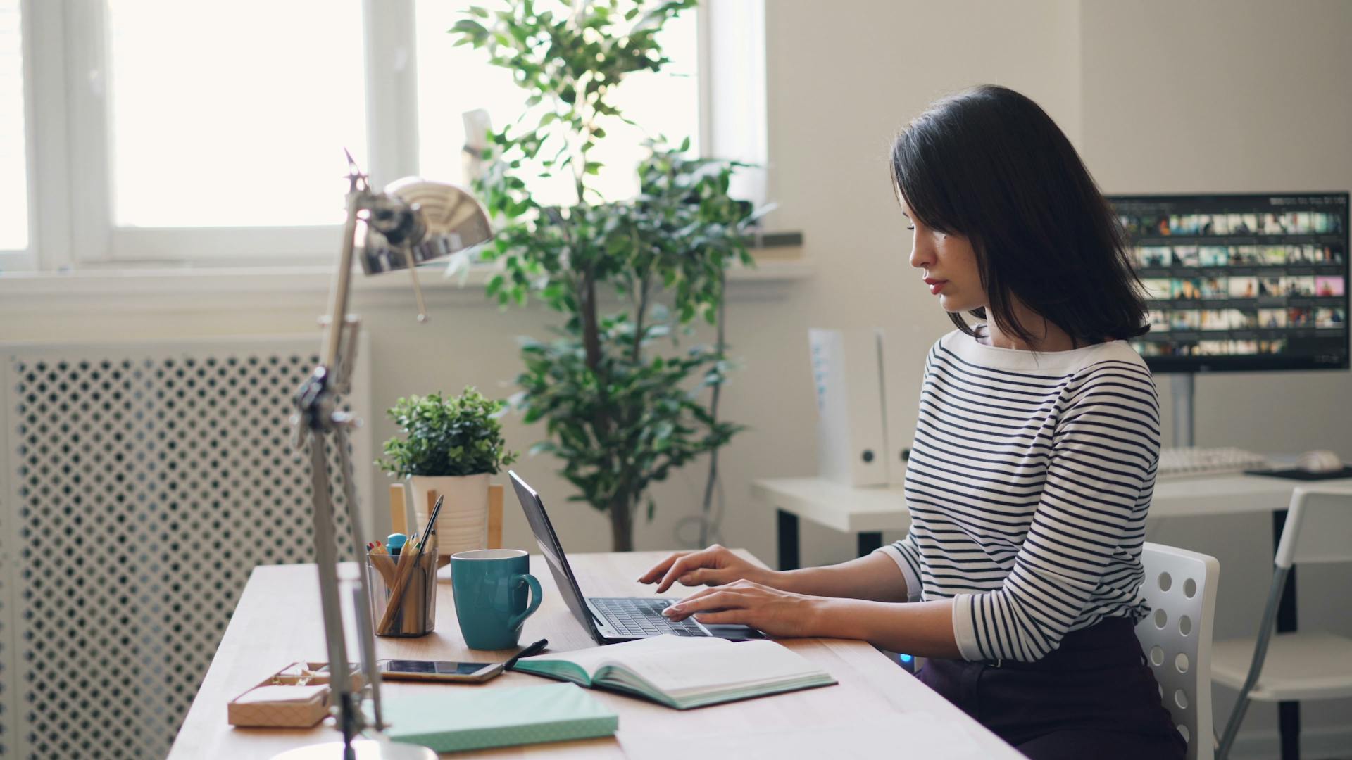 Beyond the Spreadsheet: Why Your Venture Capital Firm Needs a Modern Contact Management Solution