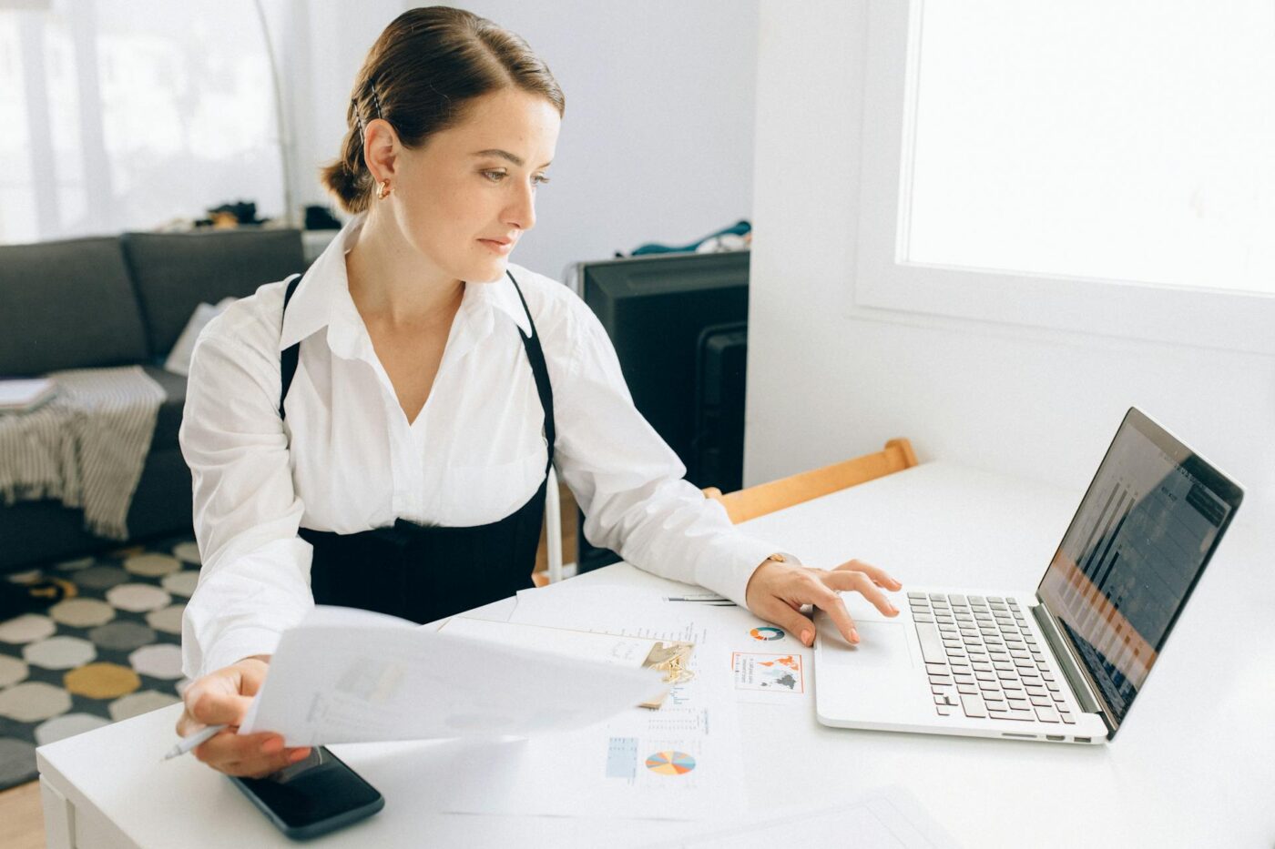 Top Features to Look for in a Contact Management System for Administrators